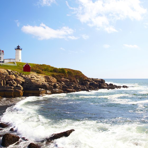 Maine's dramatic, rocky coastline makes it a favorite destination for couples.