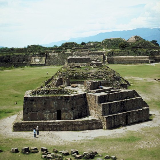To explore ancient ruins in Oaxaca state, add the bus routes to your transportation options.