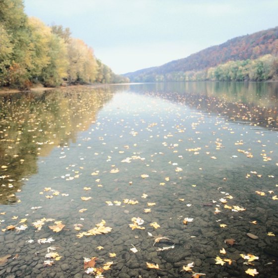 Bushkill lies on the Pennsylvania side of the Delaware River.