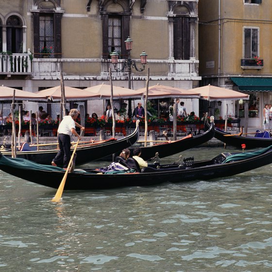 September sees Venice's Grand Canal become even more crowded for the Historic Regatta.
