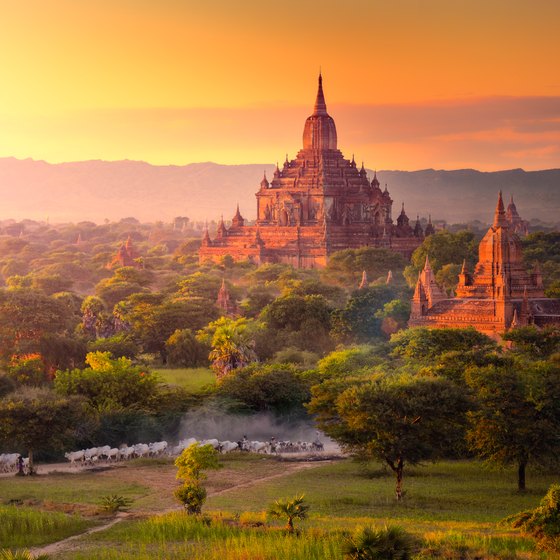 How to Travel From Mandalay to Yangon in Burma