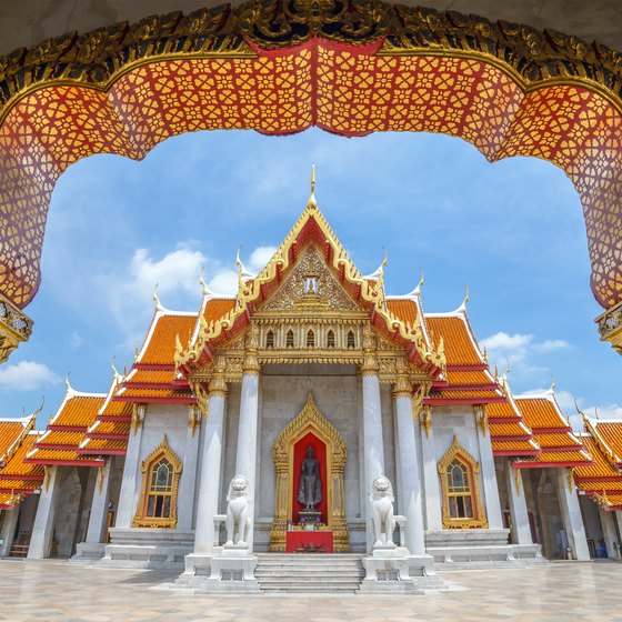 How to Tour Thailand & Vietnam