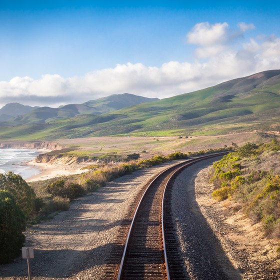 Scenic Train Rides in Oregon