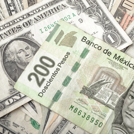 How to Convert Dollars to Pesos for Travel