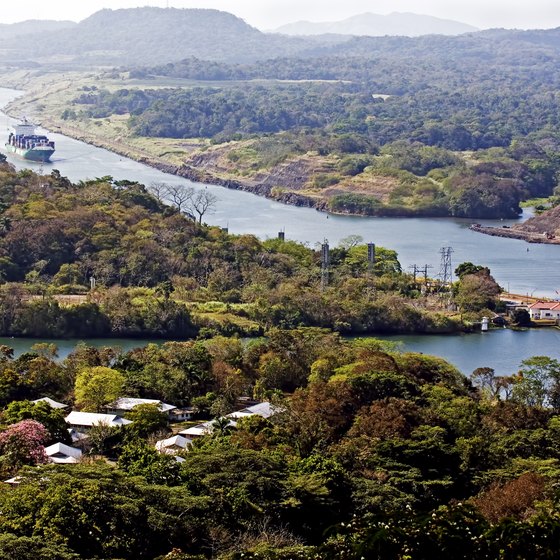 How to Travel to the Panama Canal