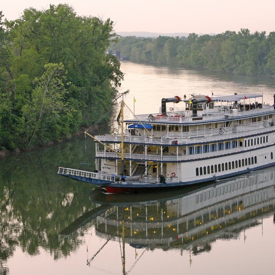 Kentucky River Dinner Cruises