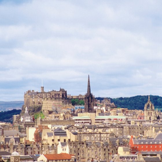 Edinburgh's status as one of the largest cities in Scotland makes it an easy travel destination.