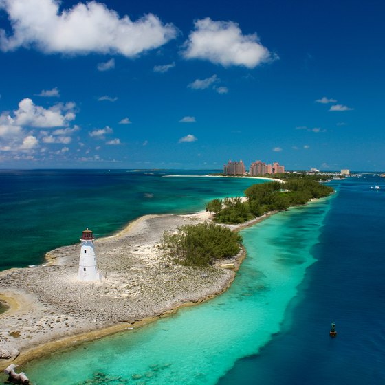 Advantages and Disadvantages of Tourism in the Bahamas