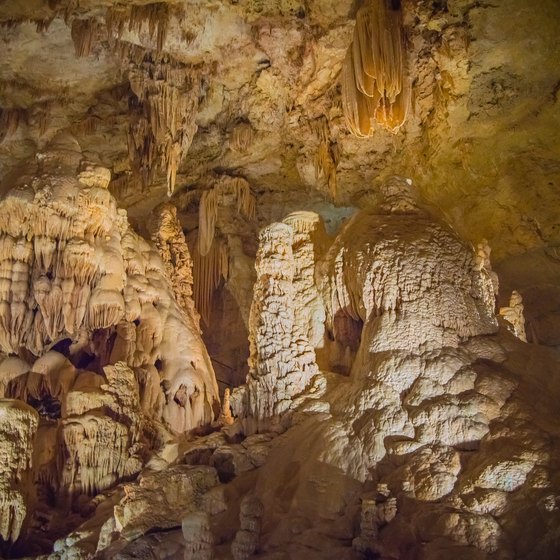 The Best Caves in Tennessee
