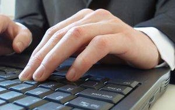 Create an E-mail Invitation