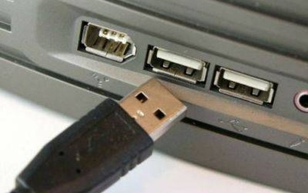Cómo identificar los tipos de puertos USB (En 4 Pasos)