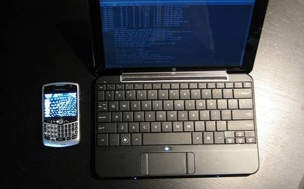 Cómo conectar un Blackberry a una computadora (En 5 Pasos)