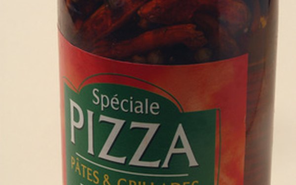 Cómo hacer etiquetas personalizadas para botellas de salsa picante