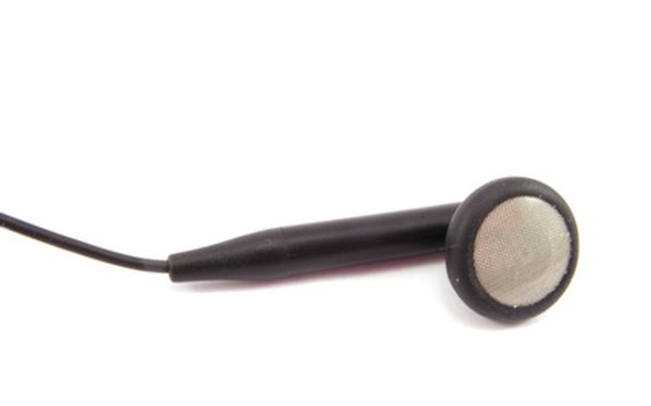 Cómo reparar los cables de unos auriculares (En 5 Pasos)
