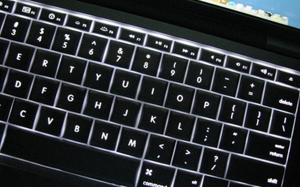 Cómo controlar el teclado iluminado de una laptop (En 5 Pasos)