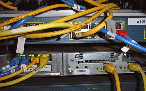 ¿Cómo puedo activar Power Over Ethernet en un Cisco 3560? (En 6 Pasos)