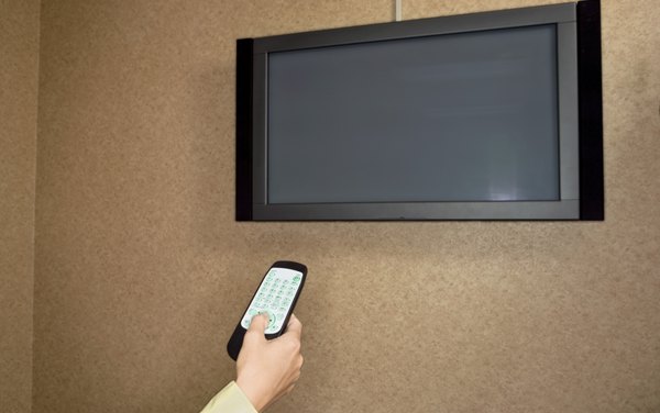Cómo eliminar las bandas negras alrededor de la imagen de la TV (En 3 Pasos)