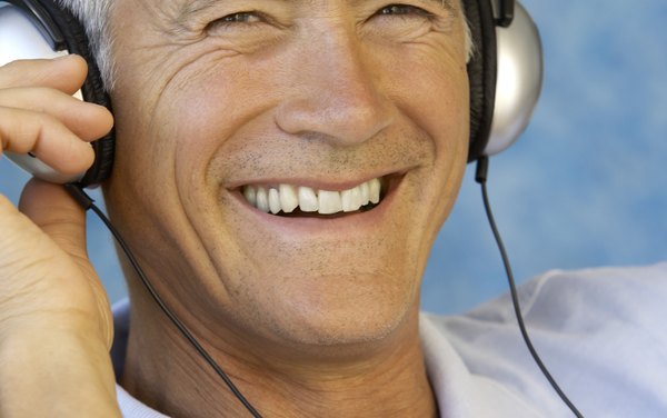 Haz que tu propia pista de audio para video mejore con el uso de las herramientas de posproducción.