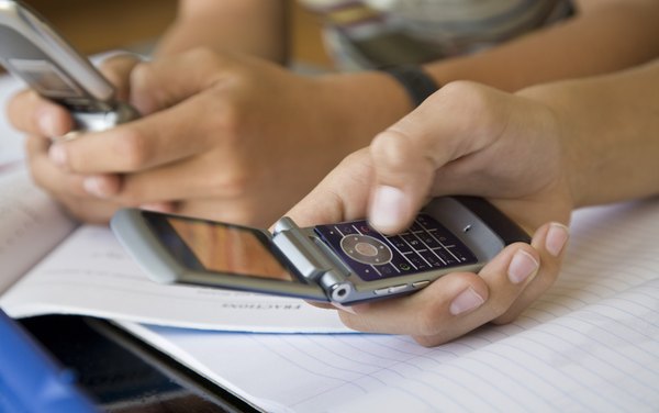 Pros y contras de los teléfonos celulares en las escuelas