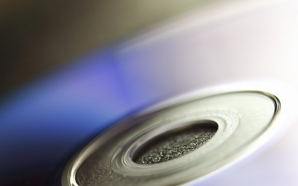 Cómo eliminar arañazos de un CD en un congelador (En 7 Pasos)