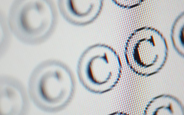 Cómo escribir el símbolo de copyright (En 4 Pasos)