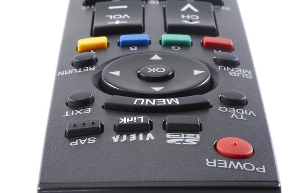 Cómo programar un mando de televisor RCA (En 11 Pasos)