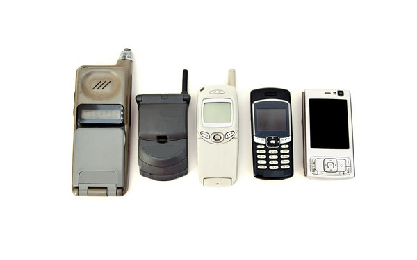Cómo han cambiado los teléfonos celulares con el tiempo