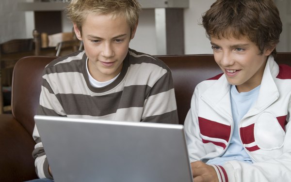 Los efectos negativos del uso de Internet en los adolescentes