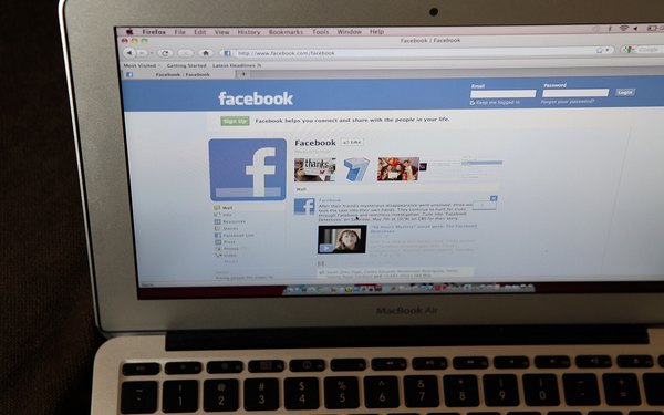 Facebook: Cómo hacer que vuelvan a aparecer contactos ocultos (En 6 Pasos)