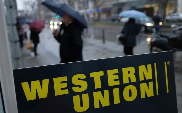 Cómo comprobar una transacción de Western Union