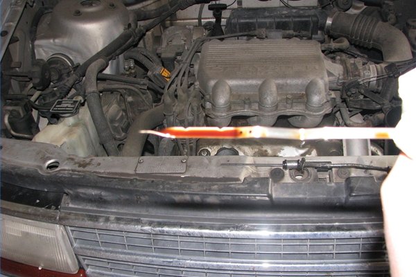 How to Put Oil in a Car | It Still Runs