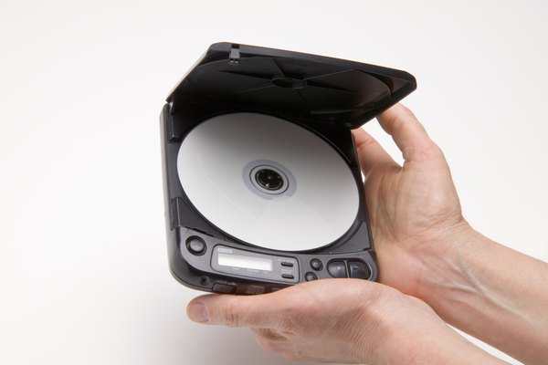 Do MP3 Files Play on a CD Player? | It Still Works | Giving Old Tech a