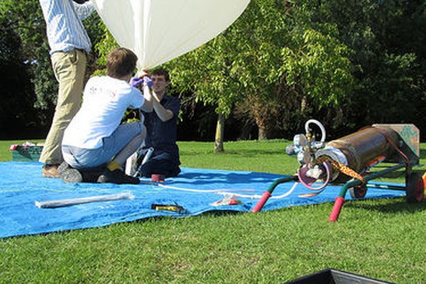Ugifer, Instructables.com ...