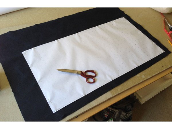 Lay out pattern onto felt fabric.