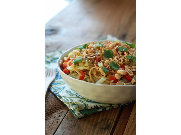 One Pot Peanut Sesame Noodles & Veggies