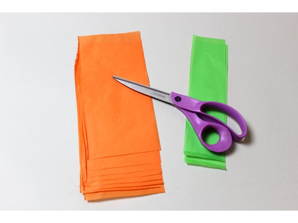 Cut the tissue paper in two sizes