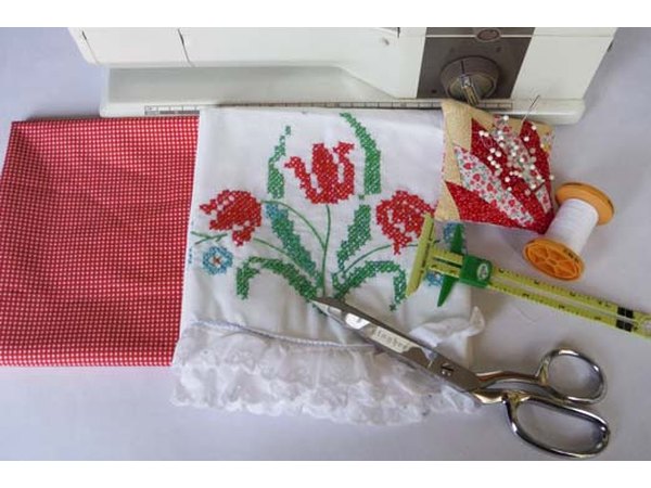 Supplies for the dress.