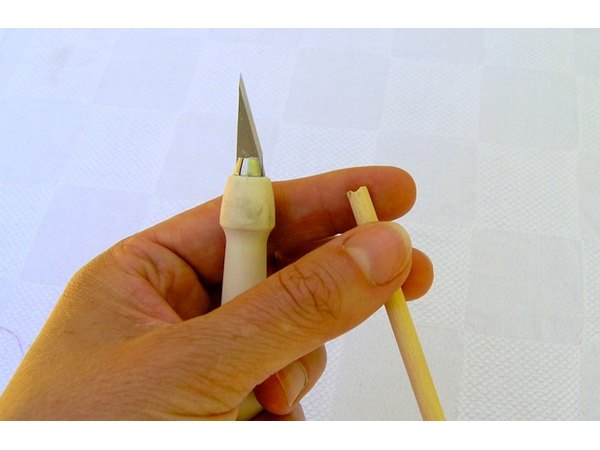 Notch ends of dowels.