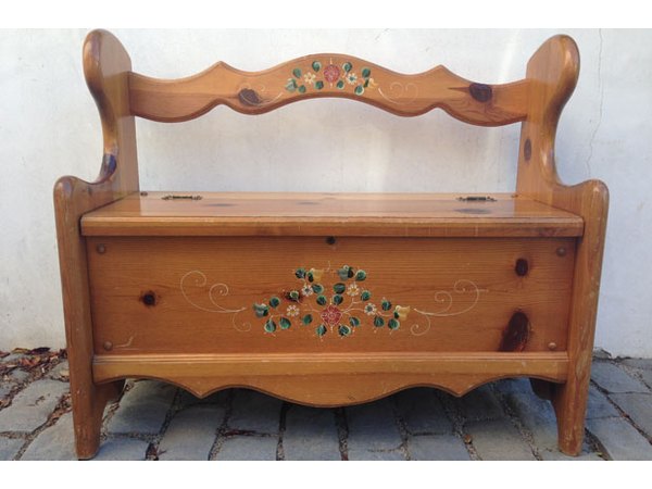The before photo of the bench.