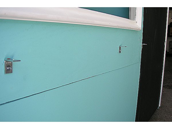 Install angle brackets to support the counter.