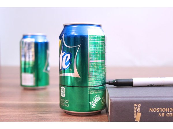 Make a mark on one can