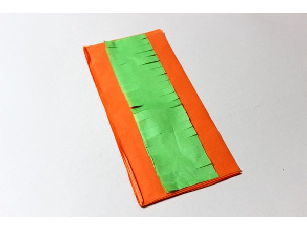 Stack the tissue papers