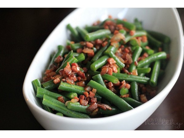Green Beans with Pancetta and Red Onions
