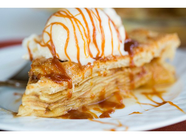 Salted Caramel Apple Pie