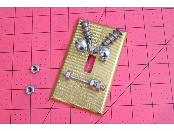 Nuts and screw for the mouth