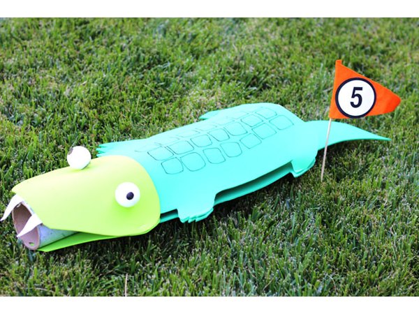 Hungry alligator