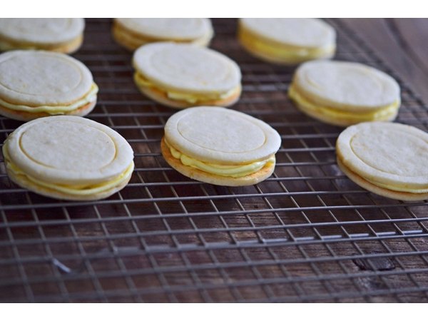 Gluten-free flour allows you to enjoy these cookies, even with a dietary restriction.