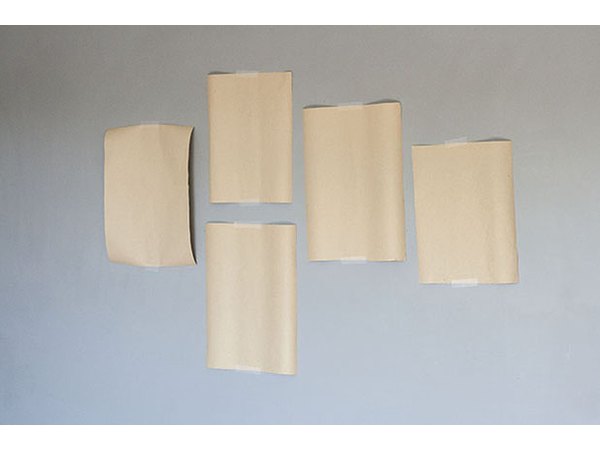The cut kraft paper allows you to play around with different arrangements.