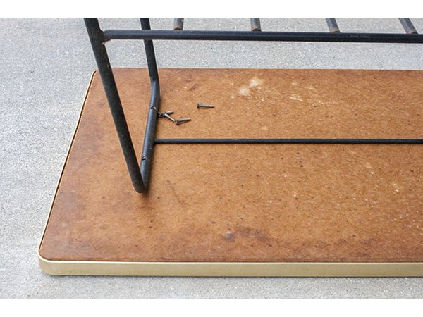 Dismantle the table before painting.