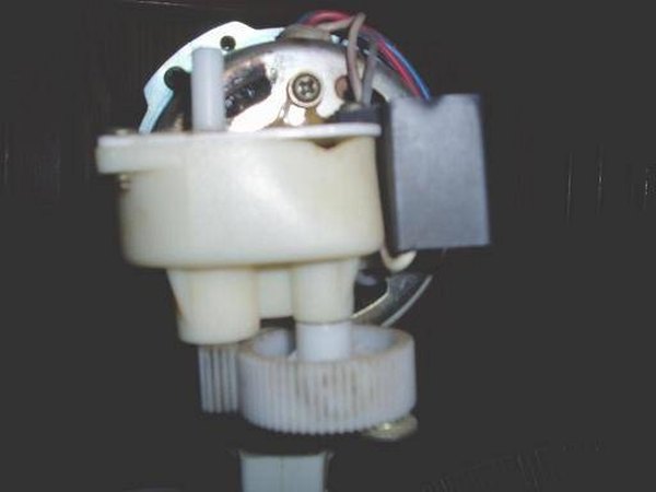 A back view of the gearbox and the lever gear